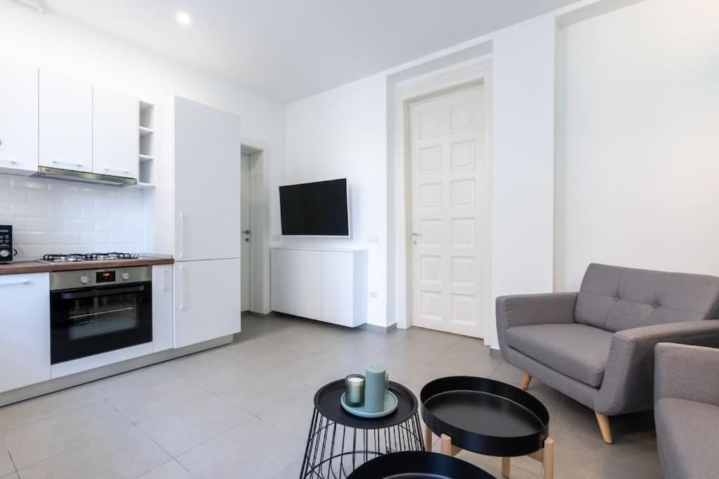Holiday Vibe - 2R Apartment In Piata Romana Bucareste Exterior foto